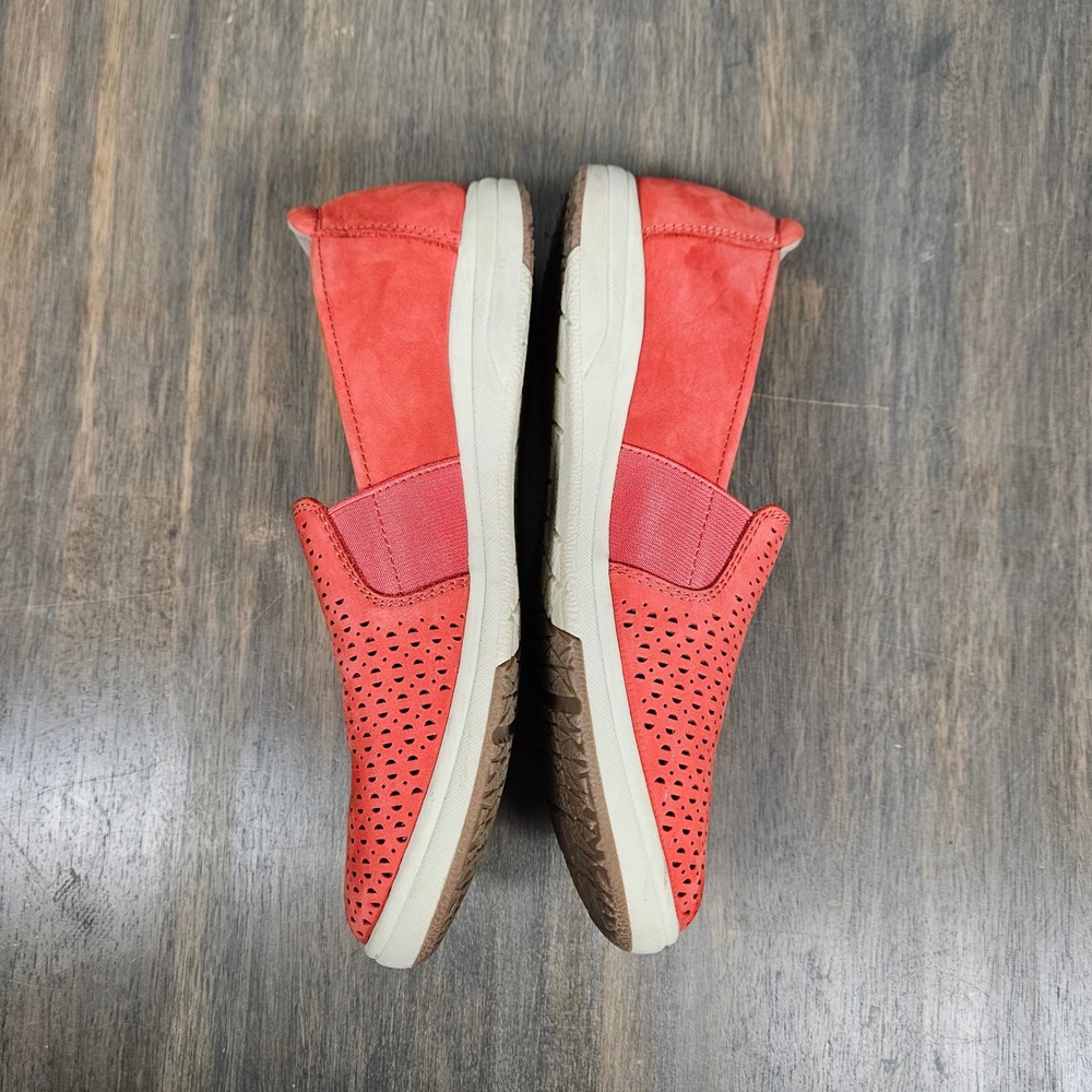 Earth Origins Women's 9M Slip On Shoes Eclipse Elin Leather Perforated Coral - Picture 5 of 8